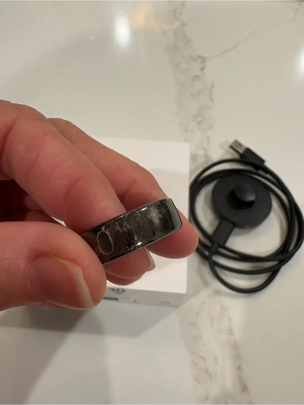 Oura Horizon Smart Ring (Black, Size 10) with Charging Cable Gen 3